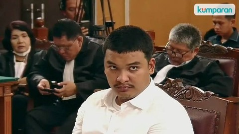 Shane Lukas menjalani sidang perdana dengan agenda mendengarkan dakwaan di PN Jaksel, Selasa (6/6/2023).   Foto: kumparan