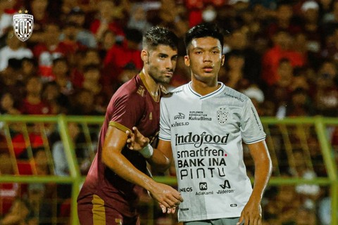 PSM Makassar vs Bali United di Stadion Gelora BJ Habibie, Parepare, Sulawesi Selatan, Sabtu (10/6) malam. Foto: Twitter/@BaliUtd