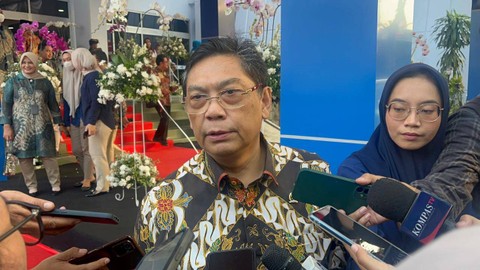 Wasekjen PDI-P Utut Adianto di TVRI, Senin (12/6). Foto: Haya Syahira/kumparan