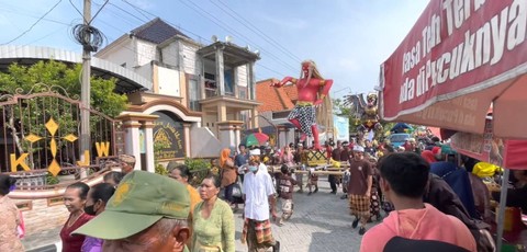 Pawai ogoh-ogoh di Desa Balun. Dokumentasi Pribadi