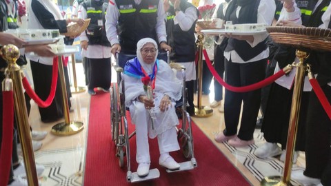 Jemaah haji kouta tambahan dari embarkasi Balikpapan-21 tiba di Makkah. Foto: MCH 2023