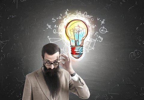 Ilustrasi orang cerdas. Foto: ImageFlow/Shutterstock