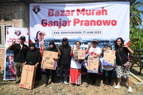 Sahabat Ganjar gelar pasar murah di Banyuwangi. Foto: Dok. Istimewa