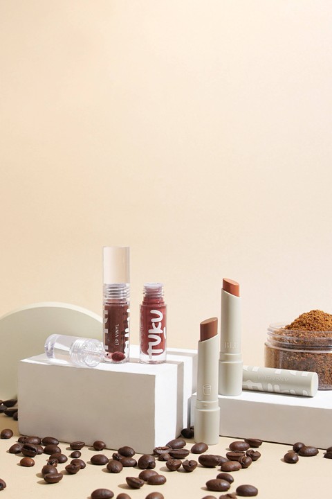 BLP Beauty dan Toko Kopi TUKU kolaborasi, luncurkan empat produk makeup bibir bernuansa kopi. Foto: BLP Beauty