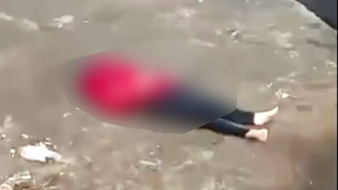 Penemuan mayat perempuan yang terapung di pantai dekat kawasan Megamas Manado.
