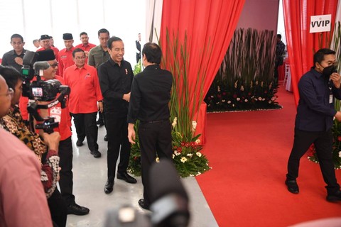 Presiden Joko Widodo tiba di acara Bulan Bung Karno di GBK. Foto: Dok. PDIP