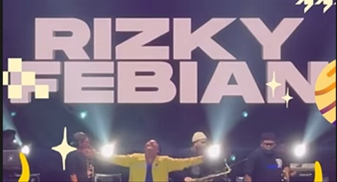 Penampilan Rizky Febian. Foto: IG/semestaberpesta