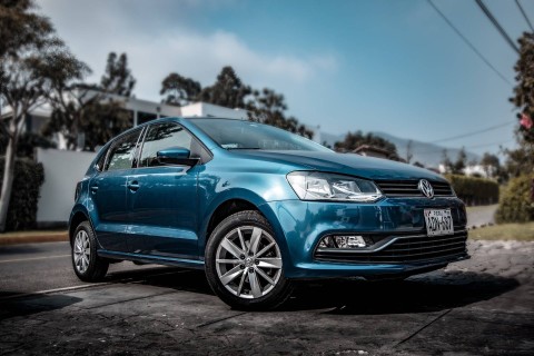 Ilustrasi Syarat Bayar Pajak Mobil. (Foto Jose Carbajal Unsplash.com)