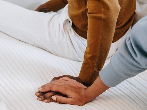 Ilustrasi definisi, antonim, dan sinonim merujuk. Foto: Pexels/Alex Green