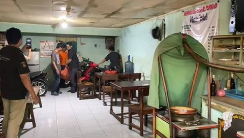 Saat evakuasi korban dilakukan. Dok: kumparan.