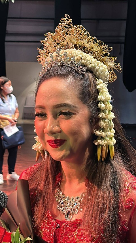 Dirut PermataBank Meliza M Rusli para Ketoprak Jurnalis "Ratu Kalinyamat: Tahta, Darah, dan Cinta" di Gedung Kesenian Jakarta, Jumat (30/6/2023). Foto: Nabil Jahja/kumparan