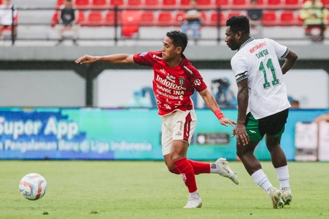 Bali United vs PSS Sleman di Laga pembuka Liga 1, Sabtu (1/7/2023). Foto: Twitter/@BaliUtd