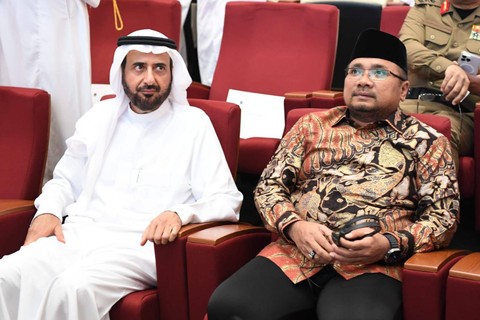 Menag RI Yaqut Cholil Qoumas bertemu Menteri Haji dan Umrah Arab Saudi Tawfiq F Al Rabiah. Foto: Dok. MCH 2023