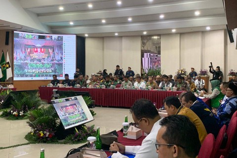 Suasana rapat pleno terbuka rekapitulasi daftar pemilih tetap (DPT) tingkat nasional di ruang Sidang lantai 2 Gedung KPU, Jakarta pada Minggu (2/7/2023).  Foto: Luthfi Humam/kumparan