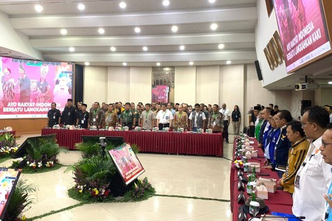Suasana rapat pleno terbuka rekapitulasi daftar pemilih tetap (DPT) tingkat nasional di ruang Sidang lantai 2 Gedung KPU, Jakarta pada Minggu (2/7/2023).  Foto: Luthfi Humam/kumparan