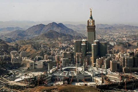 Landscape Masjidil Haram diambil dari udara di Makkah, Arab Saudi, Jumat (30/6/2023). Foto: Subur Atmamihardja/ANTARA FOTO