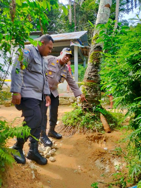 Penemuan Bom Militer di Kecamatan Sirimau, Kota Ambon, Minggu (2/7).  Foto: Dok. Istimewa