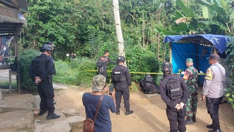 Penemuan Bom Militer di Kecamatan Sirimau, Kota Ambon, Minggu (2/7).  Foto: Dok. Istimewa