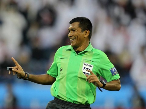 Subkhiddin Mohd Salleh, mantan wasit Malaysia yang saat ini berstatus sebagai FIFA Technical Instructor. Foto: Karim Jaafar / AFP