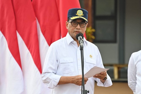 Menhub Budi Karya Sumadi pada peresmian Bandar Udara Ewer di Kabupaten Asmat, Papua Selatan, Kamis (6/7/2023). Foto: Dok. Kemenhub