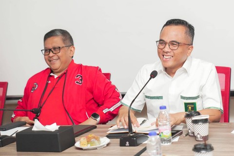 Kedatangan DPP PPP ke Rumah Aspirasi Relawan Ganjar Pranowo untuk merumuskan strategi pemenangan Ganjar dan Pemilu Legislatif 2024. Foto: Dok. Istimewa