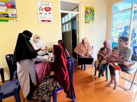 Penanganan stunting di Kampung Berseri Astra, Layana Indah, Palu, Sulawesi Tengah. Foto: Haya Syahira/kumparan
