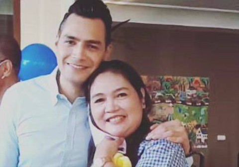 Ibunda Jonas Rivanno meninggal dunia.  Foto: Instagram/@jonas.rivanno