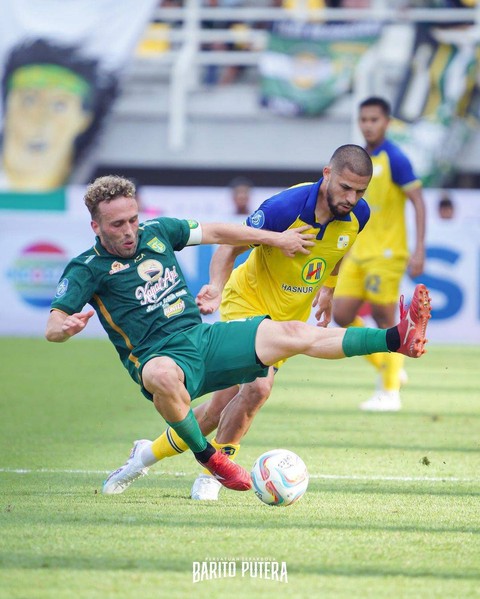 Persebaya vs Barito di Liga 1, Sabtu (8/7/2023). Foto: Instagram/@psbaritoputeraofficial