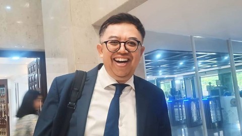 Calon Dewan Komisioner Otoritas Jasa Keuangan (DK OJK) Erwin Haryono, Senin (10/7/2023).  Foto: Ave Airiza Guannto/kumparan
