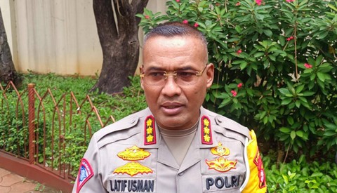 Dirlantas Polda Metro Kombes Pol Latif Usman ditemui usai salat Jumat, Jumat (14/7/2023). Foto: Thomas Bosco/kumparan