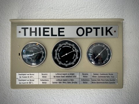 Alat Pengukur Tekanan Udara, Sumber: Unsplash/Ralph Hutter