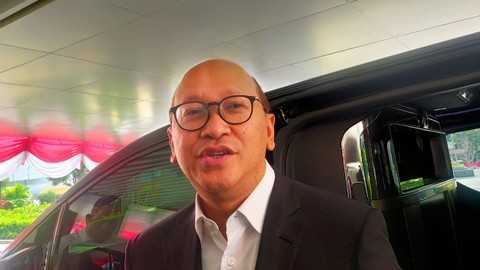 Wakil Menteri BUMN Rosan Roeslani menjawab pertanyaan wartawan di Gedung Kementerian BUMN, Jakarta, Senin (17/7/2023). Foto: Ghinaa Rahmatika/kumparan