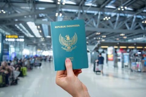 Ilustrasi paspor Indonesia. Foto: Shutterstock
