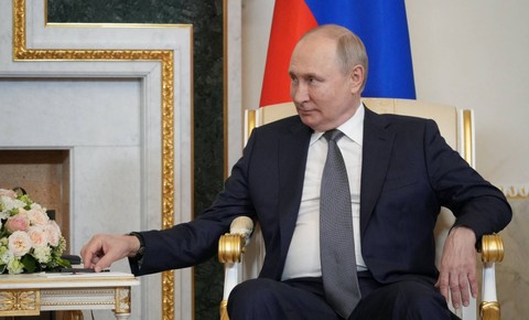 Presiden Rusia Vladimir Putin bertemu dengan sejumlah pemimpin Afrika. Foto: SPUTNIK via REUTERS