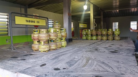 PT Ragil Soegiharti Abadi, salah satu agen agen resmi LPG 3 Kg di Surabaya.   Foto: Farusma Okta Verdian/kumparan