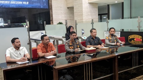 Jumpa pers perkembangan kasus tewasnya Bripda Ignatius Dwi Frisco Sirage di Mabes Polri, Jumat (28/7/2023). Foto: Jonathan Devin/kumparan