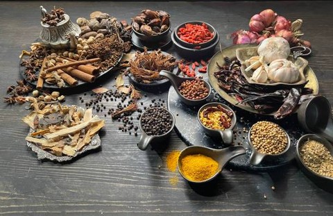 Ilustrasi Kongsi Dagang Hindia Timur (Eic) Merupakan Kongsi Dagang Milik, Foto: Unsplash/Somdee Srisumranrungruang.