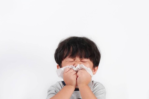 Ilustrasi anak flu. Foto: Shutterstock