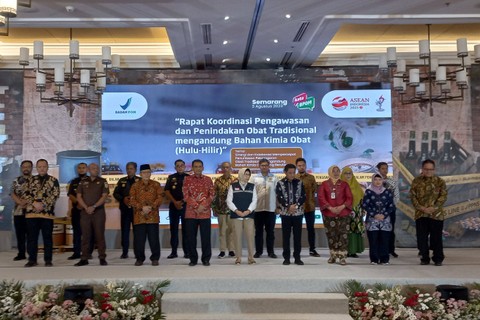 Rapat Koordinasi Pengawasan dan Penindakan Obat Tradisional Mengandung Bahan Kimia Obat, di Hotel Tentrem Kota Semarang, Kamis (3/8/2023).  Foto: Intan Alliva Khansa/kumparan