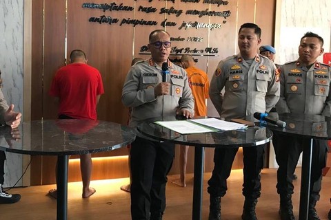3 remaja diamankan usai hendak COD celurit untuk tawuran yang mereka jual secara online di Facebook. Foto: Dok. Istimewa