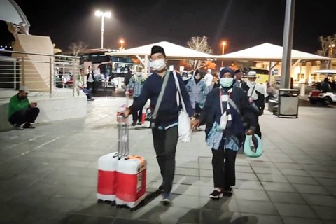 Pemulangan jemaah haji Indonesia kloter terakhir SUB 88 dari Bandara AMAA Madinah. Foto: Dok. MCH 2023
