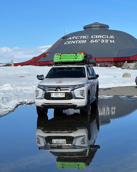 Keliling dunia pakai Mitsubishi Pajero Sport (Foto: Journey of Wonder/Instagram) Foto: Dok. Istimewa
