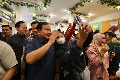 Bakal calon presiden dari partai Gerindra Prabowo Subianto saat makan siang di Mie Gacoan Tebet, Jakarta Selatan, Sabtu (5/8/2023). Foto: Dok. Istimewa