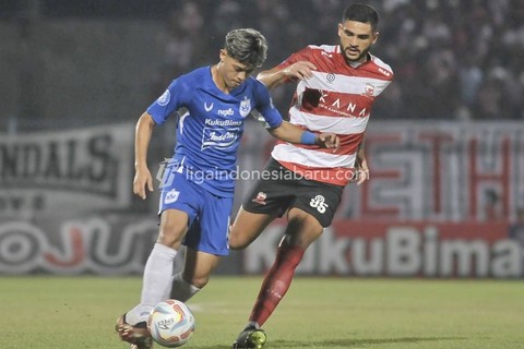 Madura United vs PSIS Semarang dalam laga pekan keenam Liga 1 2023/24 di Stadion Gelora Bangkalan, Sabtu (5/8/2023). Foto: Situs web resmi Liga Indonesia Baru