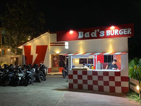 Penampakan kedai Dad's Burger. Foto: Ferla/Hi!Pontianak