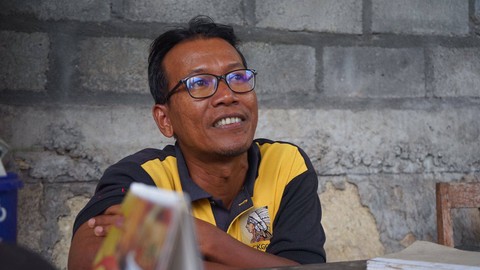 Kepala Unit Layanan Sampah BUMKal Guwosari, Muhammad Nur Muntaha. Foto: Arif UT / Pandangan Jogja