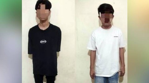 Dua pelaku dugaan penculikan dan penganiayaan terhadap mahasiswa baru di Politeknik Manado. (foto: polresta manado)