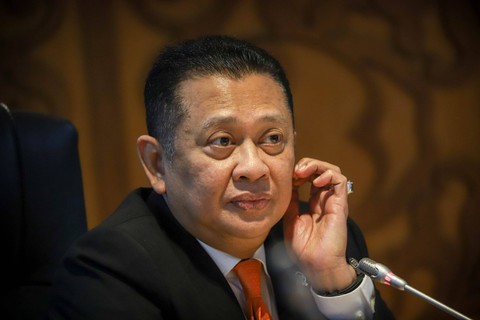 Ketua Majelis Permusyawaratan Rakyat (MPR) RI Bambang Soesatyo memimpin Rapat Pimpinan MPR RI di Ruang Rapat Pimpinan Lantai 9, Gedung Nusantara III MPR RI, Jakarta, Selasa (8/8/2023). Foto: Jamal Ramadhan/kumparan