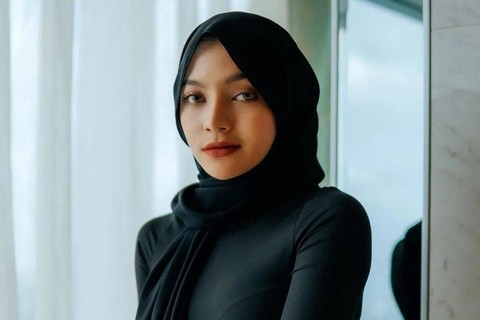 Selebgram Oklin Fia.  Foto: Instagram/@oklinnnnn.fans