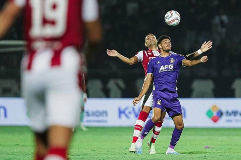 Persik Kediri vs Persis di pertandingan Liga 1, Sabtu (12/8/2023). Foto: Instagram/@persisofficial
